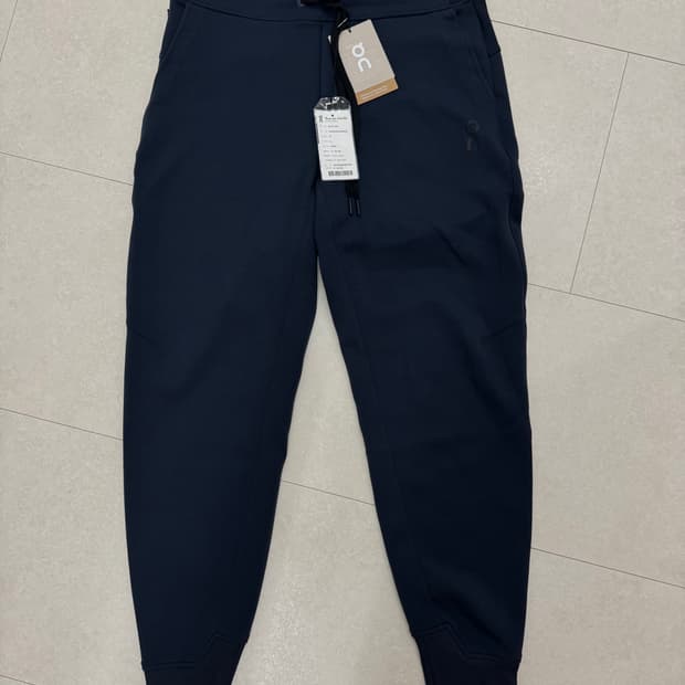 (새상품) on 온러닝 스웻팬츠 M