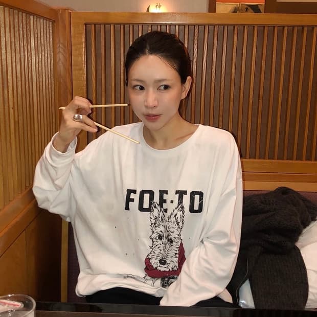 포에토 Gifted pup overfit tee 