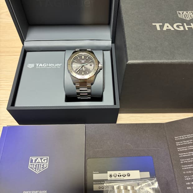 태그호이어 아쿠아레이서200 솔라그래프 (2회착용)