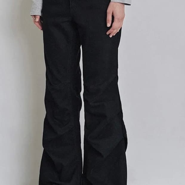 데케트우먼 flared shirring pants black 구해요
