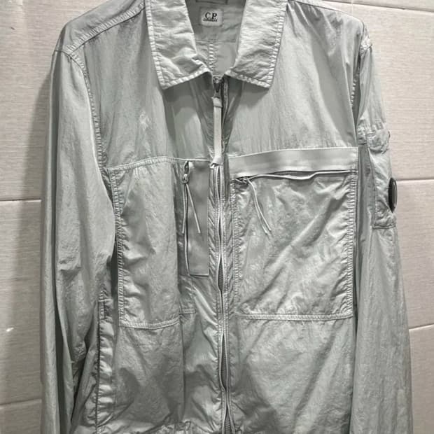 (새상품)25ss cp컴퍼니 바람막이 자켓 95