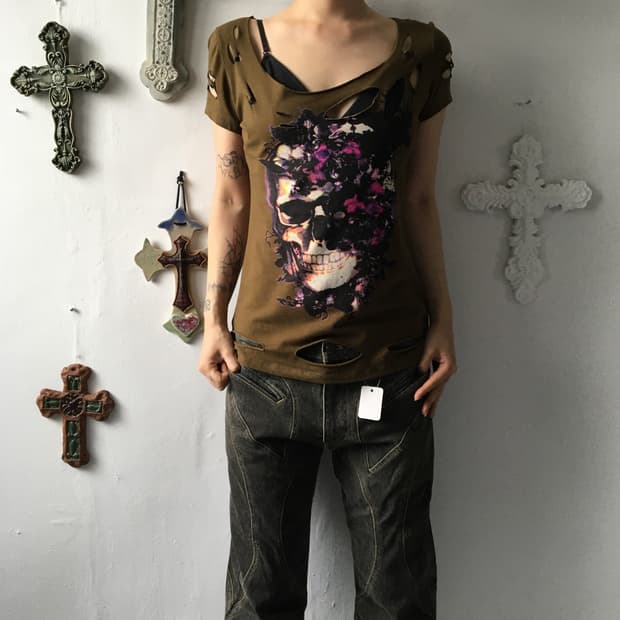 Cut off point t shirt
