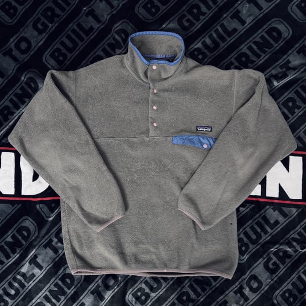파타고니아 신칠라 스냅 티 풀 오버 다크 그레이 블루 메이드 인 멕시코2