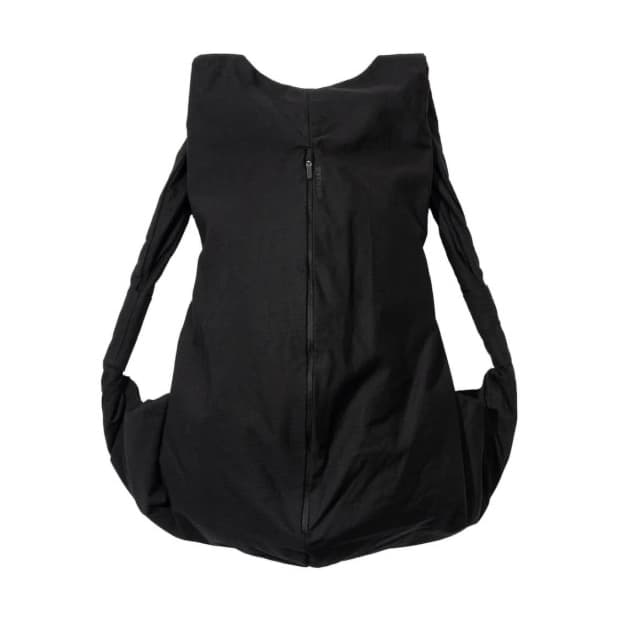 혜인서 드레이퍼리 백팩 판매합니다