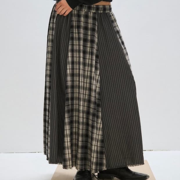 플리즈프로젝트 오버 체크 맥시 스커트 블랙