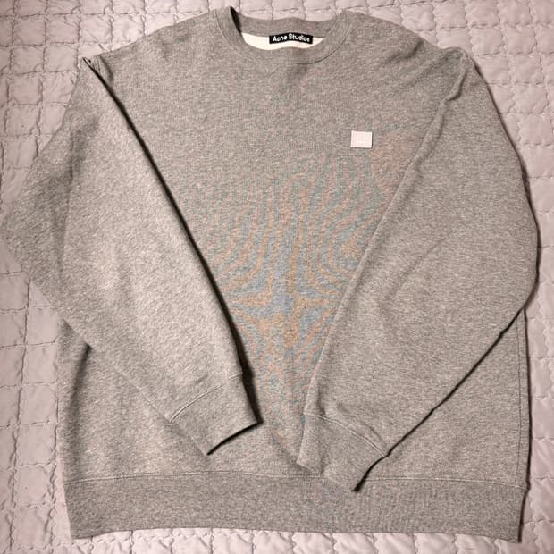 아크네 스튜디오 포바 맨투맨 그레이 s