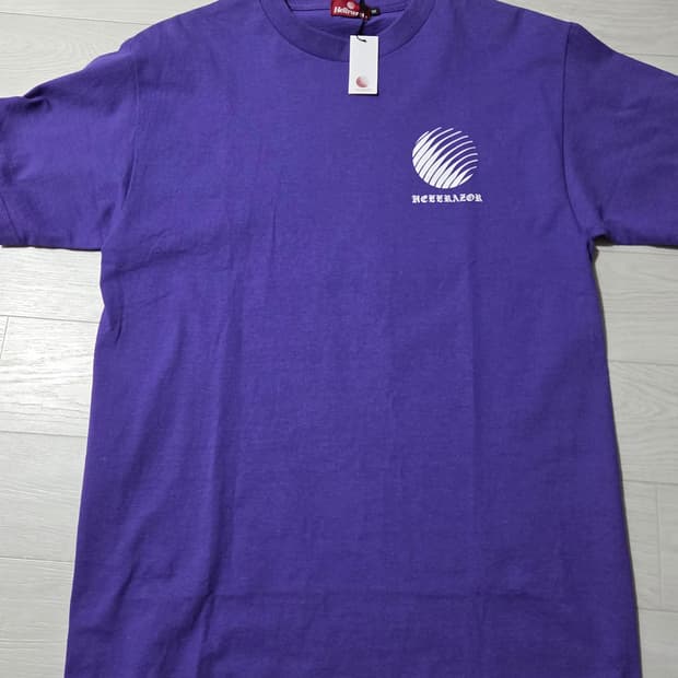 hellrazor 보라색 반팔