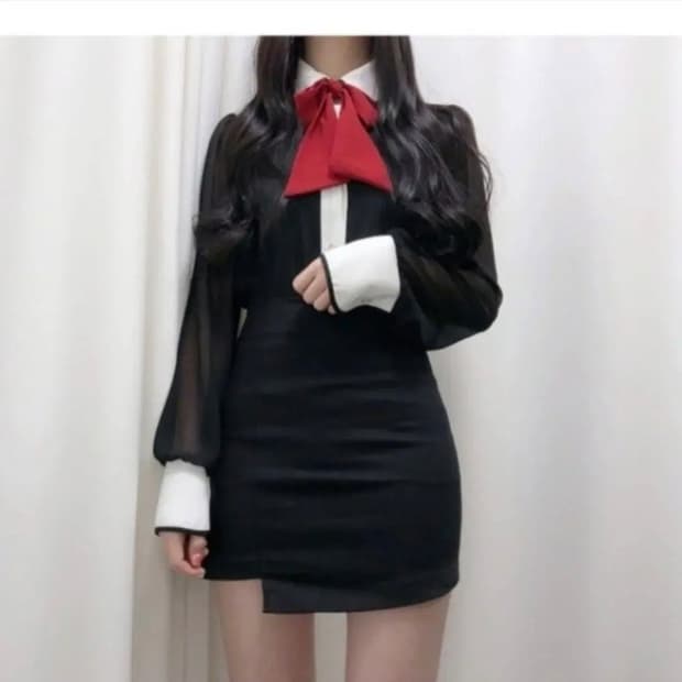 썸데이즈 자체제작 리본 블라우스