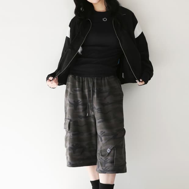 피스메이커 카모 버뮤다 스웻팬츠