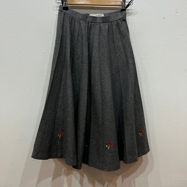 JACQUES ESTEREL 자수 울 스커트 Made in JAPAN 