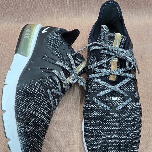 나이키 285mm- 에어맥스 시퀀트 운동화 블랙/화이트