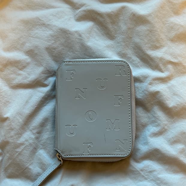 펀프롬펀 시그니처 반지갑 - 실버