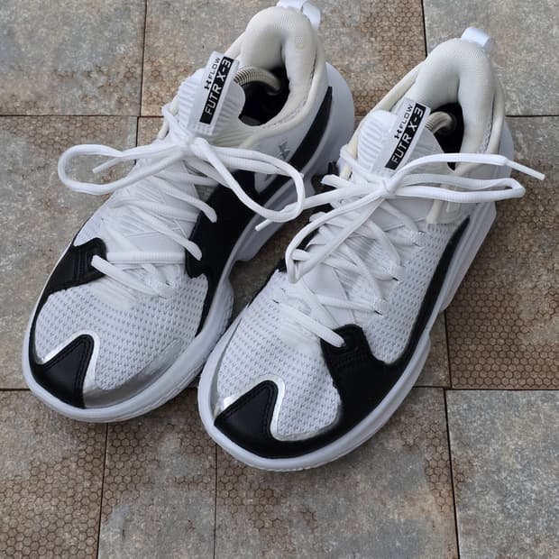 (250)언더아머 플로우 퓨쳐 x3 