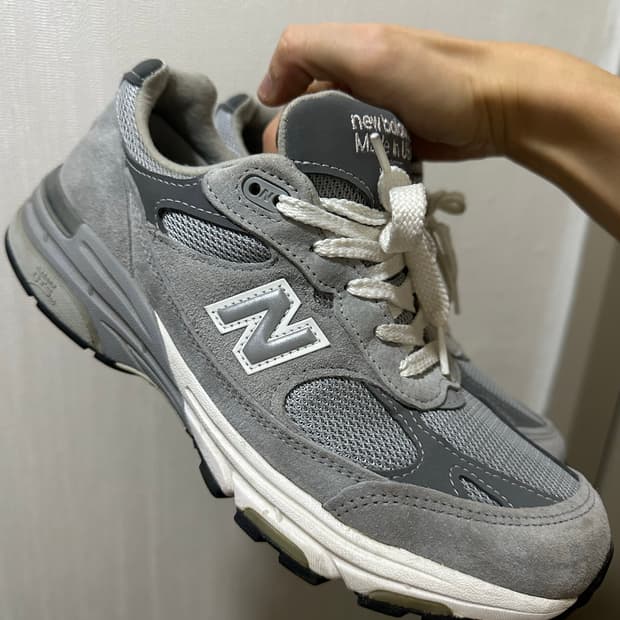 255B) 뉴발란스993 팝니다