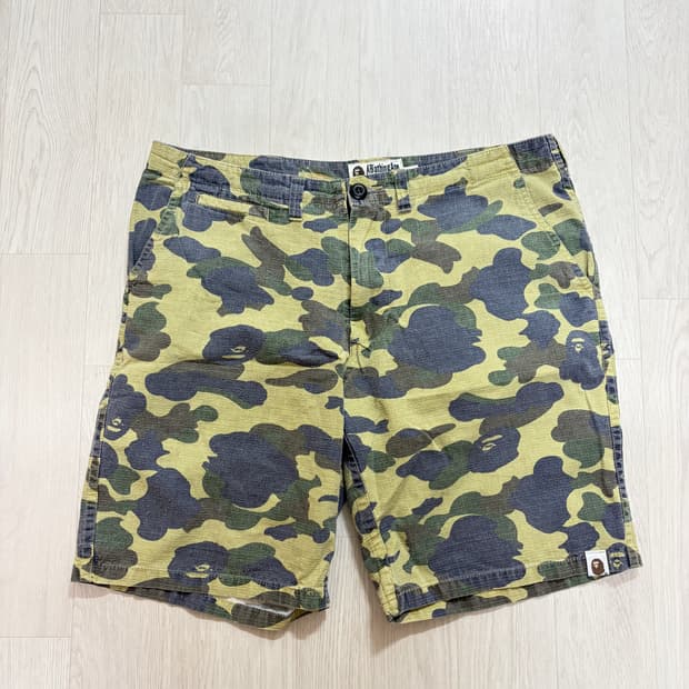 베이프st 카모 반바지