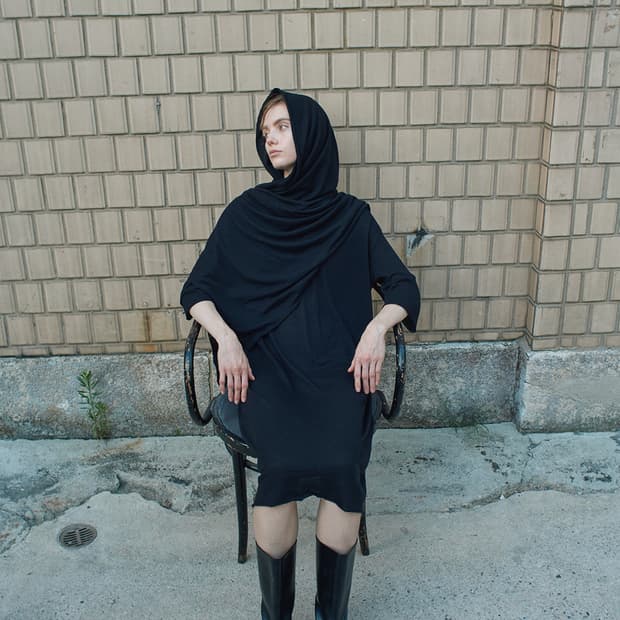 nothing everything 미니멀 울 텍스쳐 숄