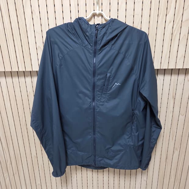 cayl light EQ jacket 바람막이