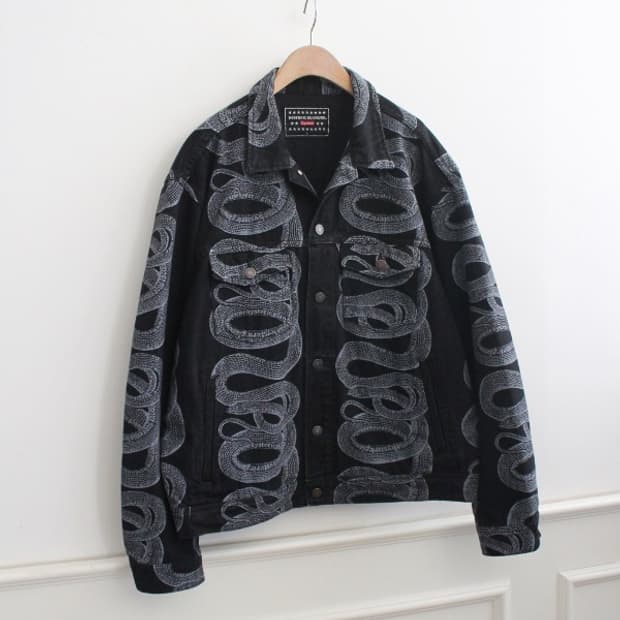 SUPREME x HYSTERIC GLAMOUR
