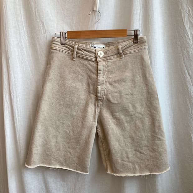 ZARA 베이지 스트레치 하프팬츠(L)