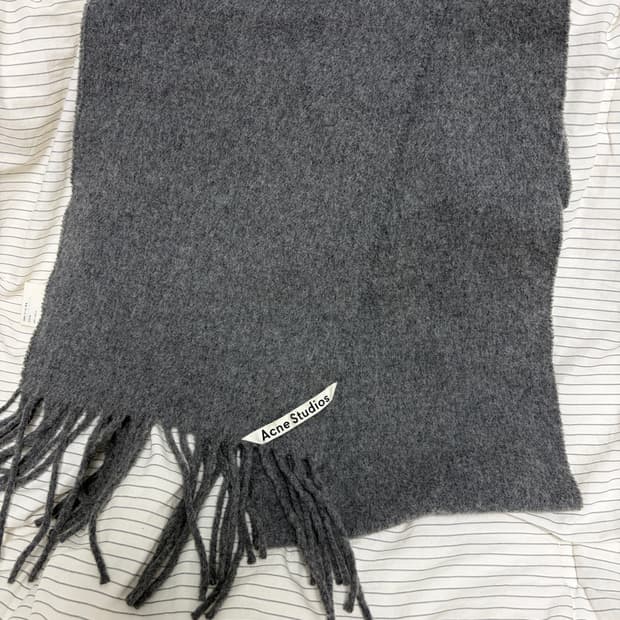 Acne Studios 머플러