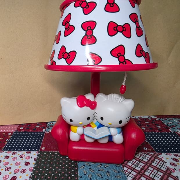 고전 키티 무드등 다니엘 조명 산리오 쇼파