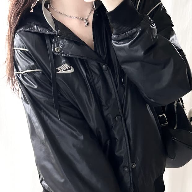 나이키 자수로고 블랙 나일론 점퍼