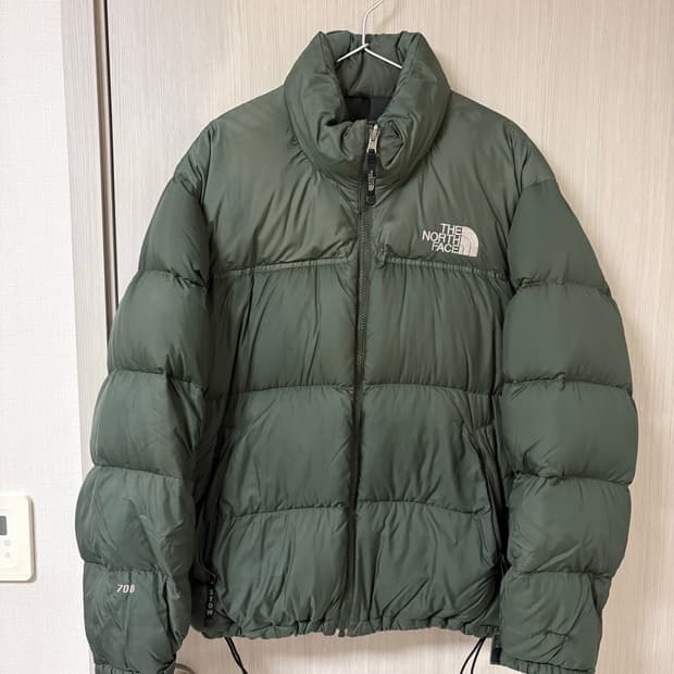 노스페이스 700 눕시 패딩 카키 색상 M