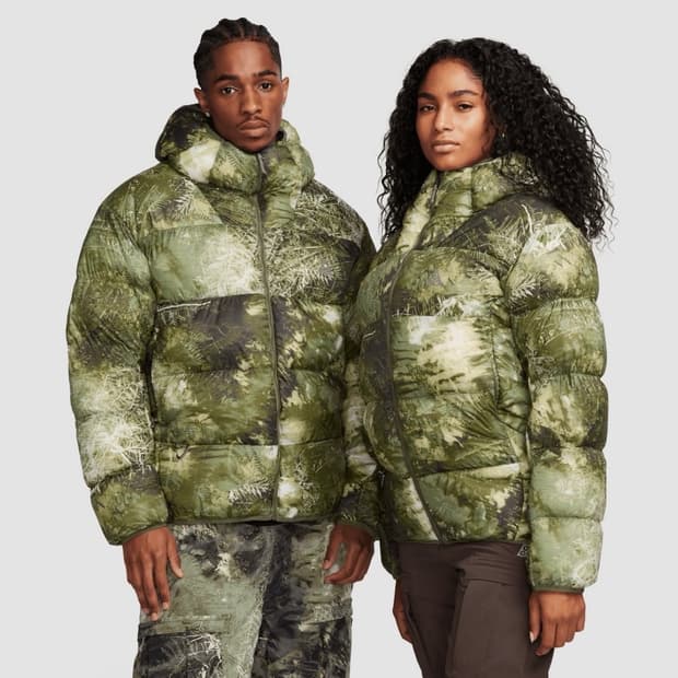 나이키 acg 써마핏 adv 루나레이크 푸퍼 루즈 후디드 패딩 자켓 그린