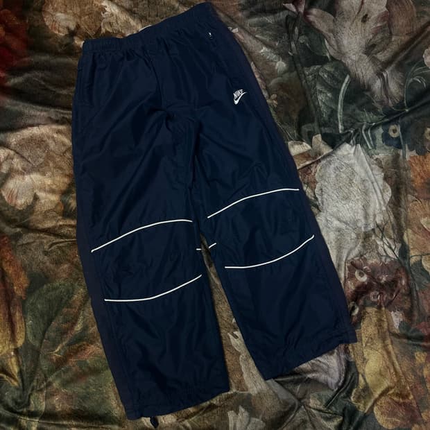 나이키 올드스쿨 화이트 사이드라인 네이비와이드트랙팬츠 L