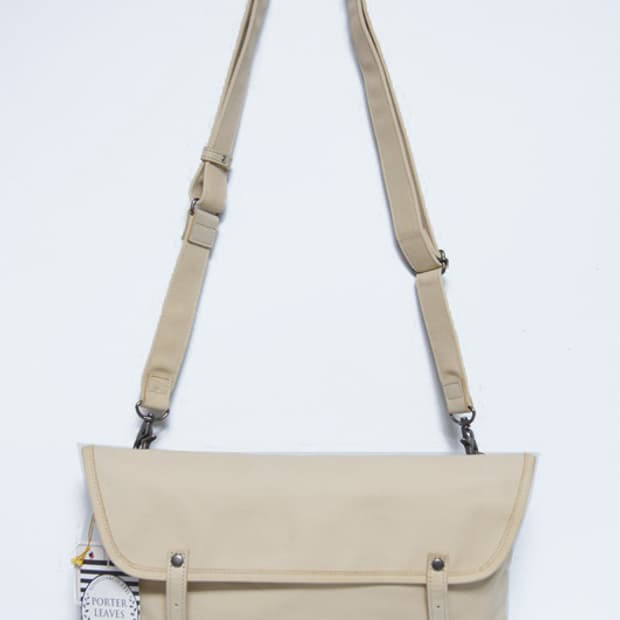 PORTER 포터리브스 베이지 캔버스 크로스백(새상품)