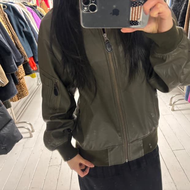 빈티지 레더 봄버