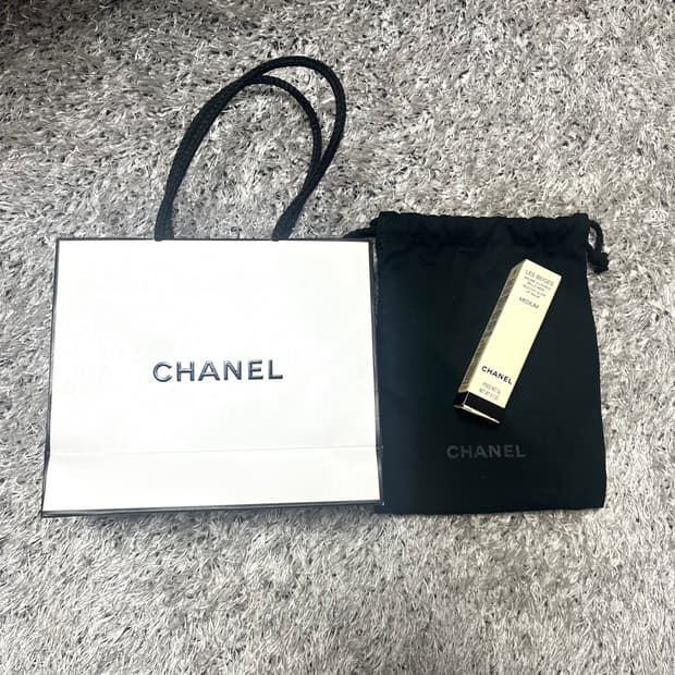 [새상품] 샤넬 레베쥬 립밤 립스틱 MEDIUM 미디엄