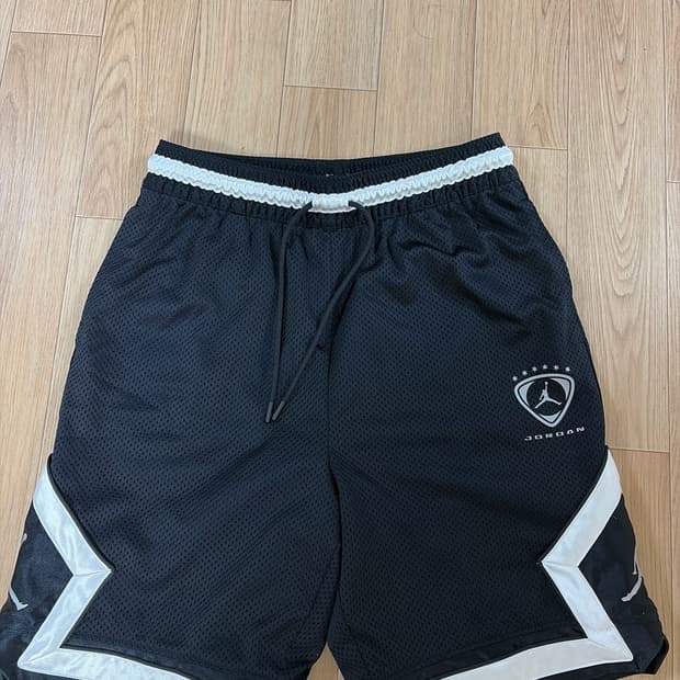 나이키 아카데미 다이아 쇼츠