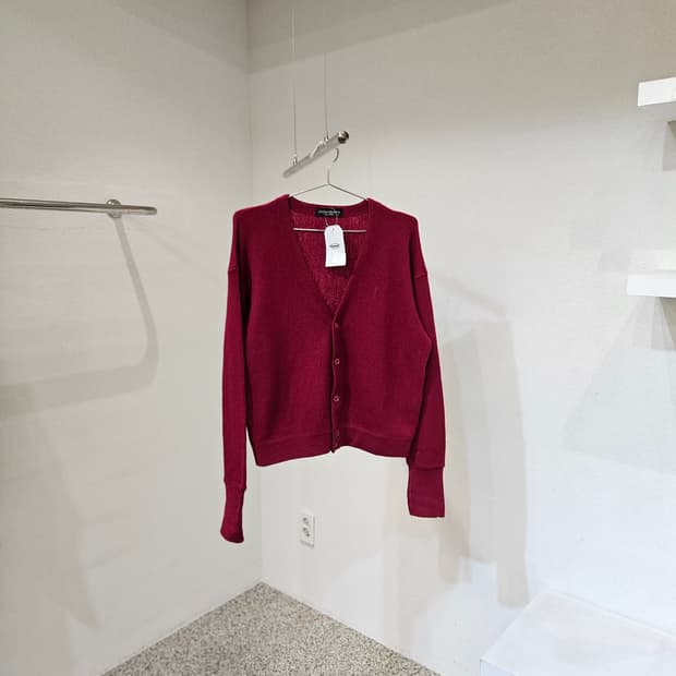 입생로랑 니트 가디건
