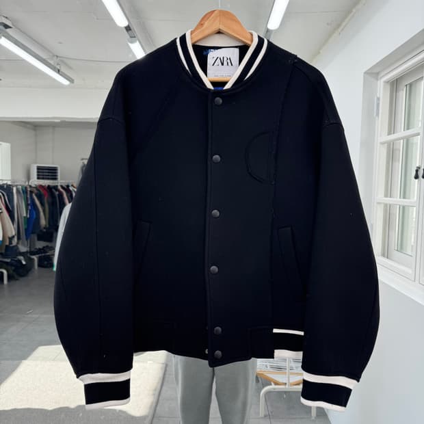 자라 X 아더에러 봄버 자켓 
