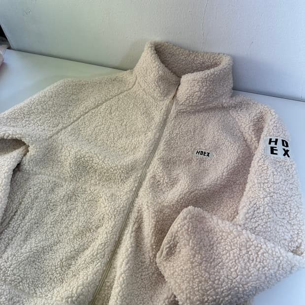 L HDEX 에이치덱스 아이보리 뽀글이 후리스 집업