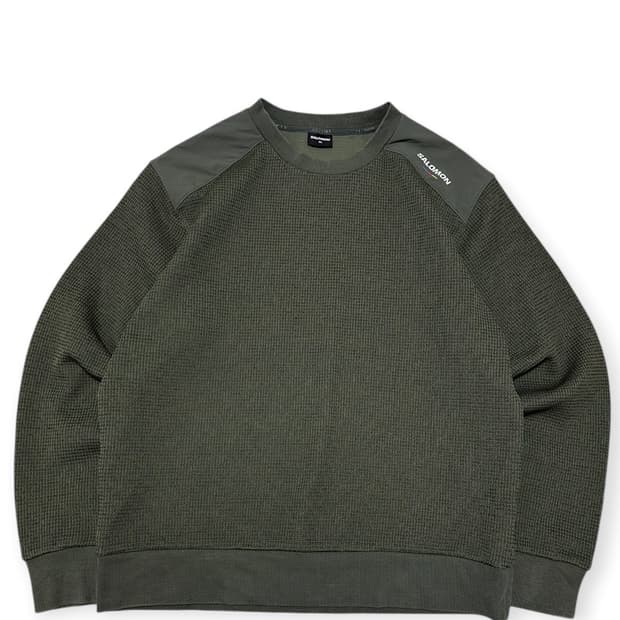 살로몬 카키 플래그 스웨터 맨투맨