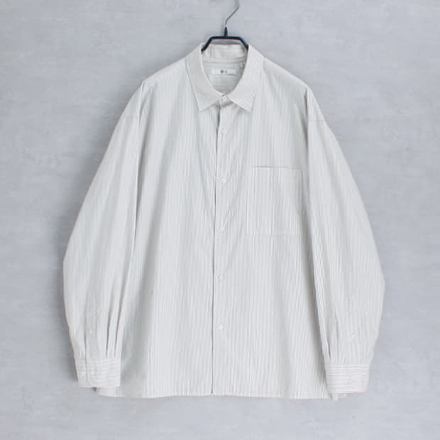UQ : C _ broad oversize stripe shirt