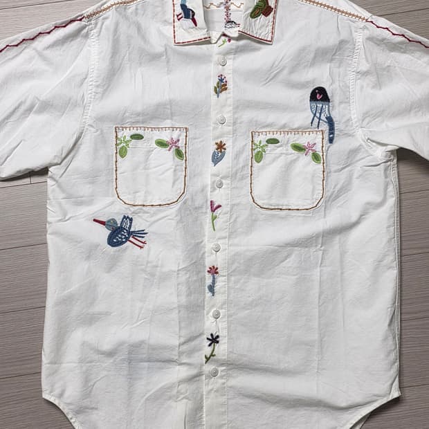 캐피탈 자수 OS 워크 셔츠 화이트