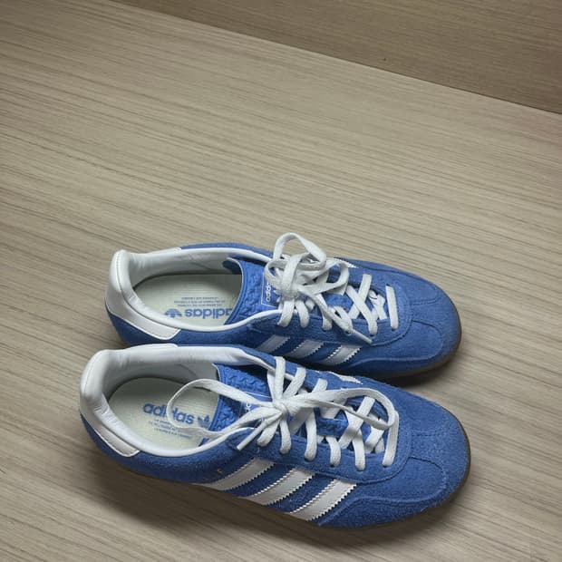 아디다스 가젤 인도어 블루 (220)