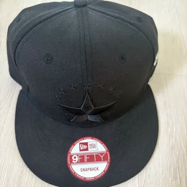 뉴에라 스타모자