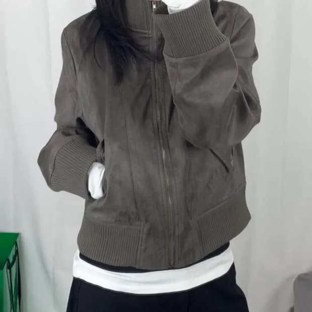 (새상품) 안감 빈티지 하이넥 스웨이드 누빔 점퍼 카키