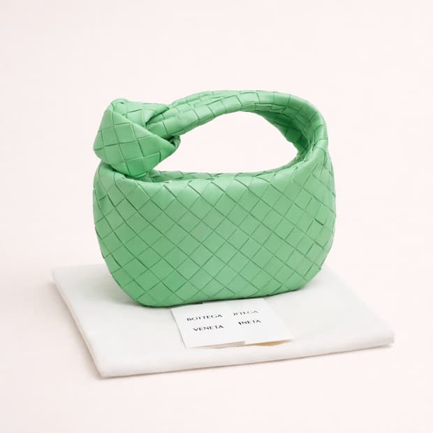 [S급] 보테가베네타 조디백 레더 캔디 그린 판매합니다!!!