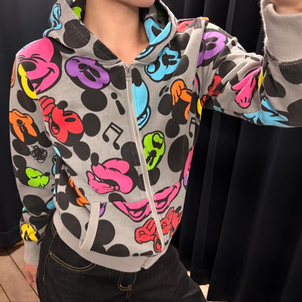 Disney (Mickey Mouse)