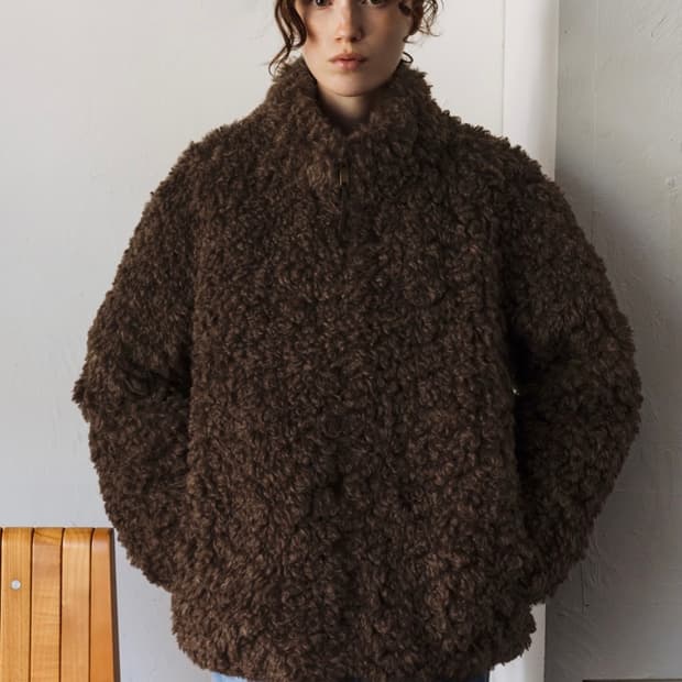 And you 앤유 하이넥 퍼자켓 (초콜릿)