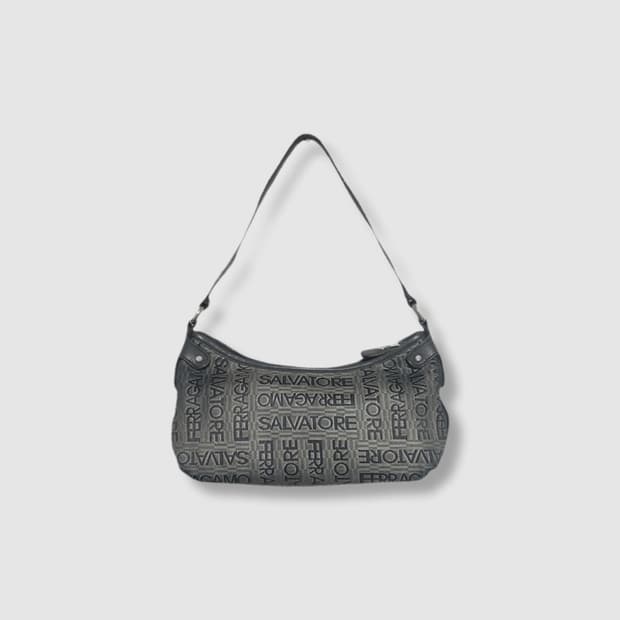 페라가모 캔버스 로고 숄더 호보백 (정품)