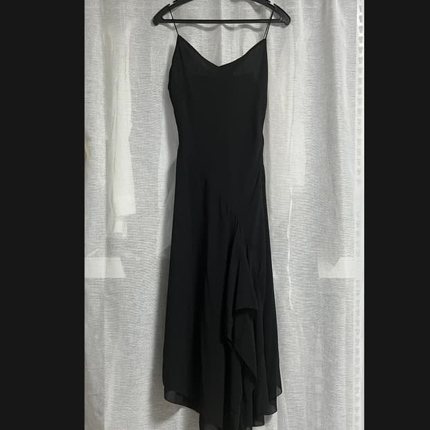DKNY 레이어드 블랙 드레스 size6