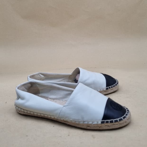 토리버치  에스파듀 6.5  235