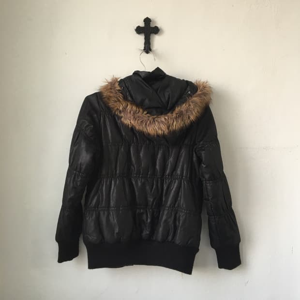 Fake fur hood padded jacket