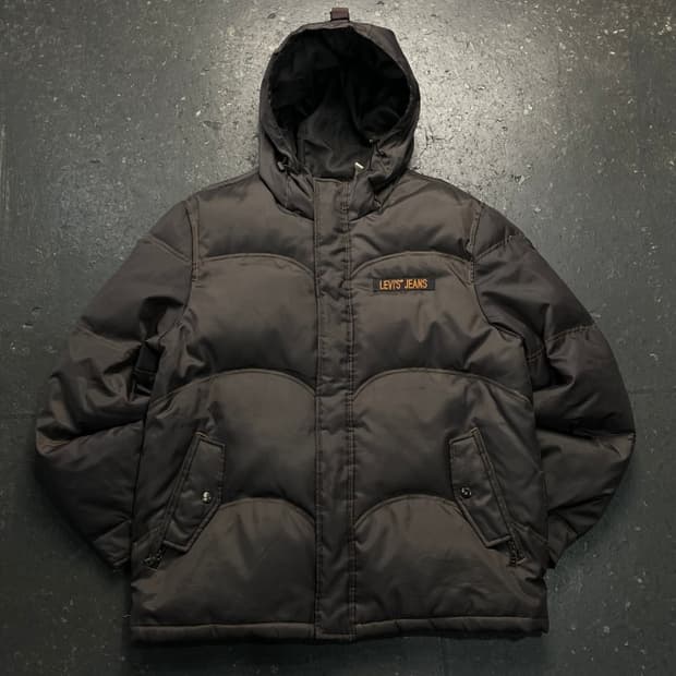 100 리바이스 오렌지탭 덕다운 패딩 